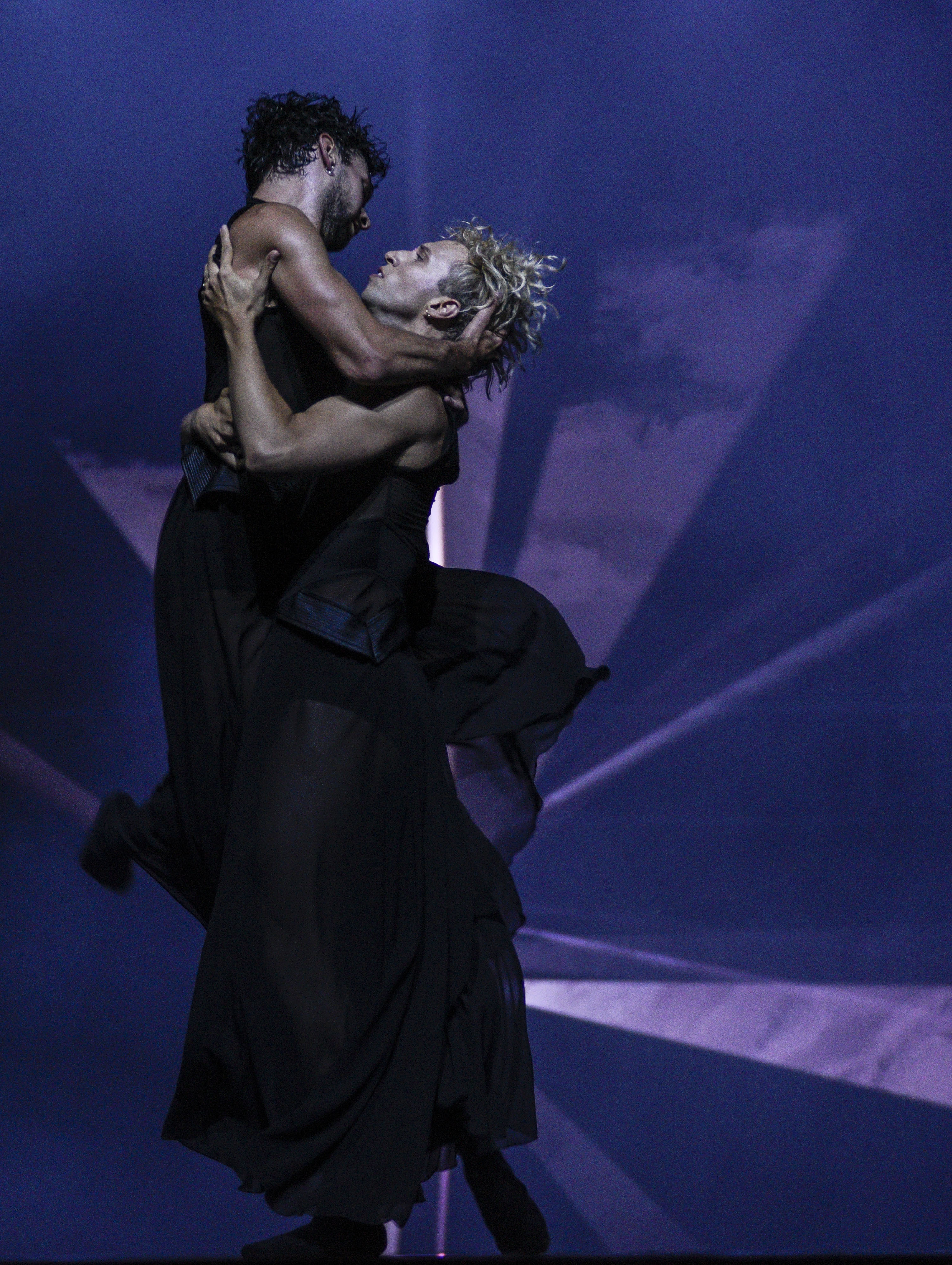Unseen — draped duet